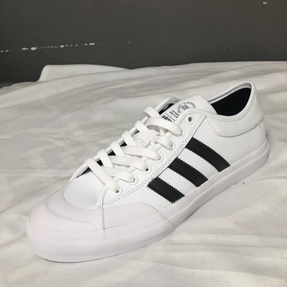 adidas matchcourt white black